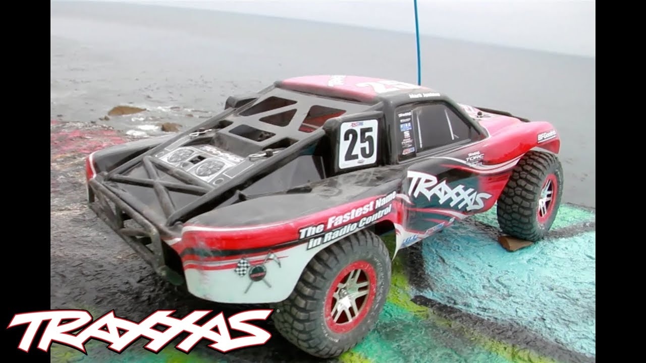 RC auto Traxxas Nitro Slash 1:10 RTR, modrá