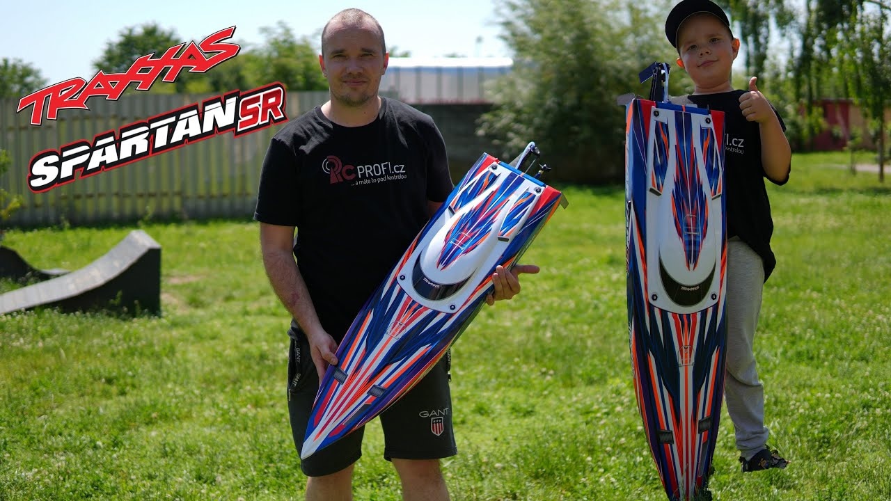 RC loď Traxxas Spartan SR, červená