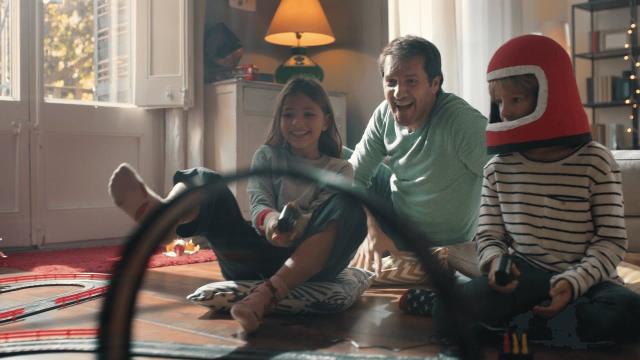 SCX Compact Formula Race to Win