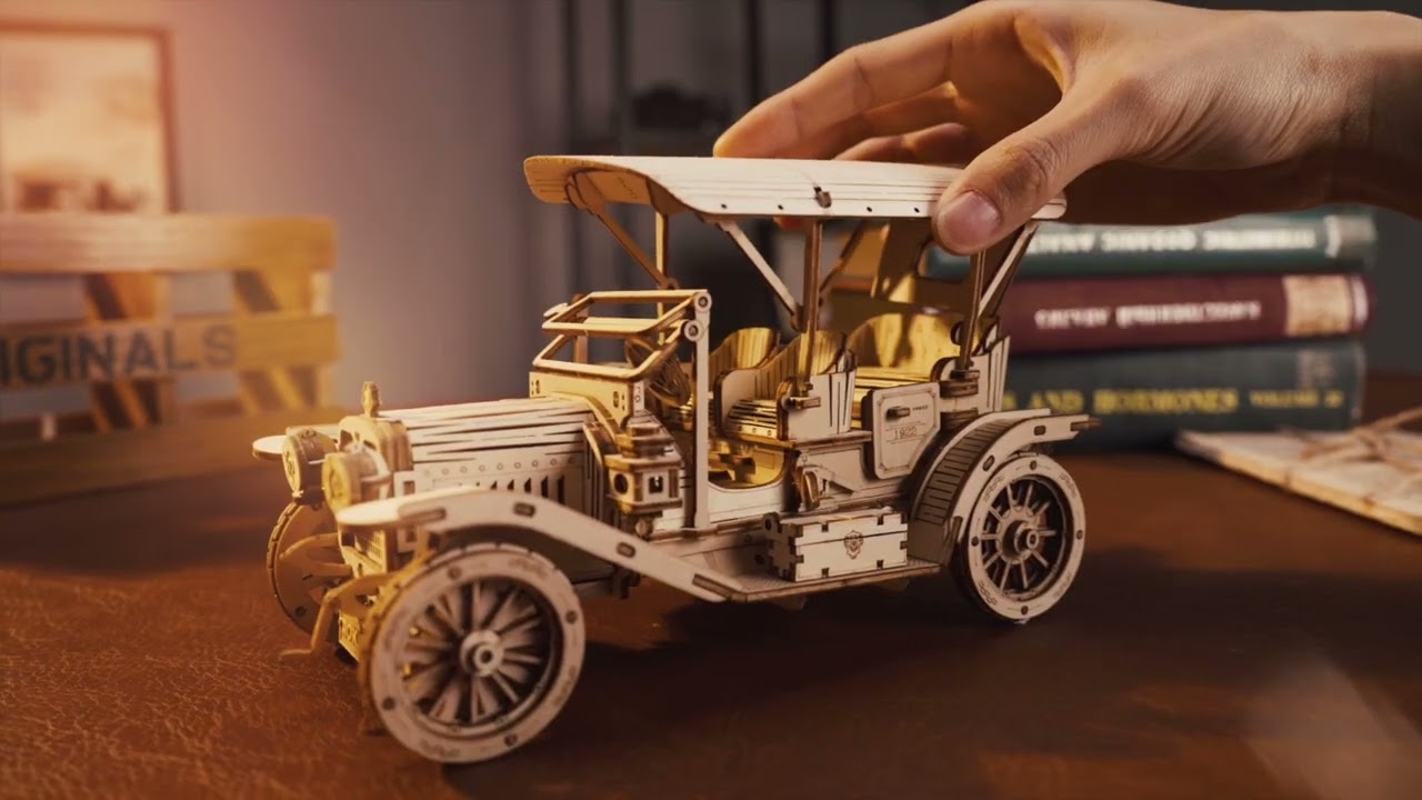 RoboTime Dřevěné 3D puzzle Historické auto - Vintage car