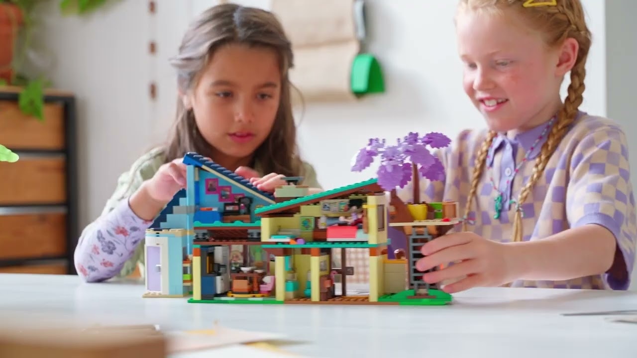 LEGO Friends - Rodinné domy Ollyho a Paisley