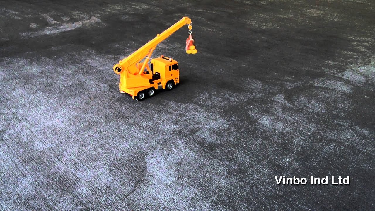 RC autojeřáb MAN 1:20