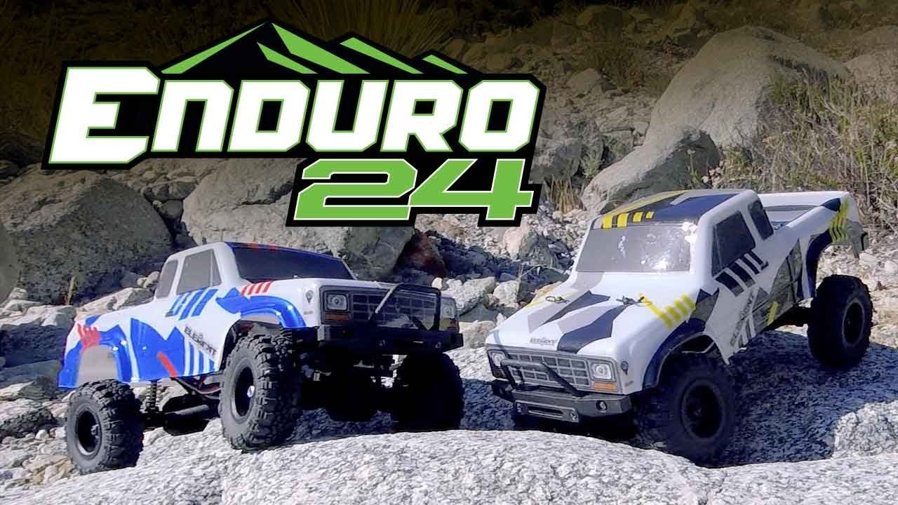 Element RC - Enduro 24 Trail Truck RTR s červeno/modrou karoserií