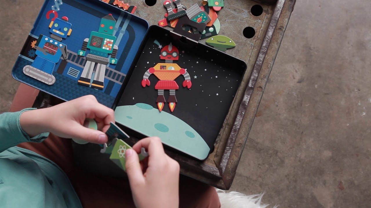 Petitcollage Magnetická knížka Cestování - poškozená kovová krabička