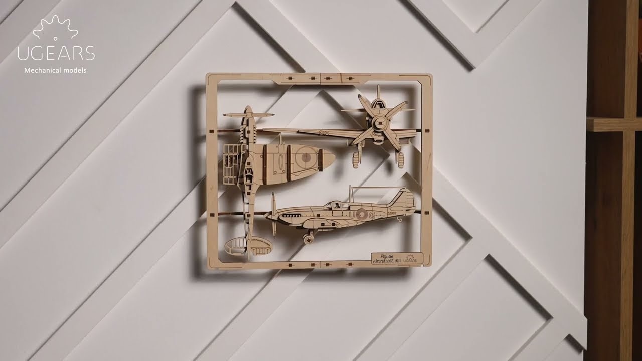 Ugears 2.5D dřevěné mechanické puzzle Stíhací letadlo