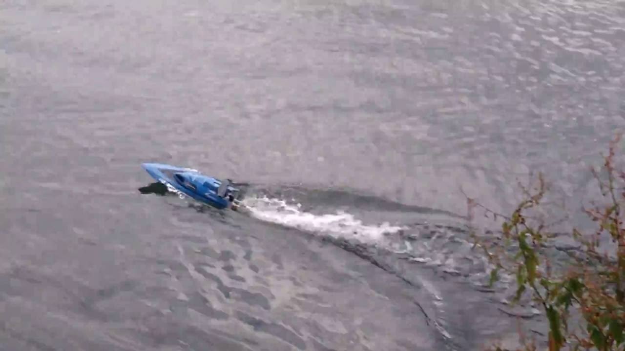 RC loď Blue Barracuda V2 Boot