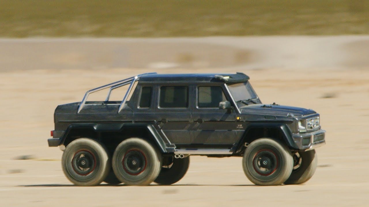 RC auto Traxxas TRX-6 Mercedes G 63 6x6 1:10 RTR, černá