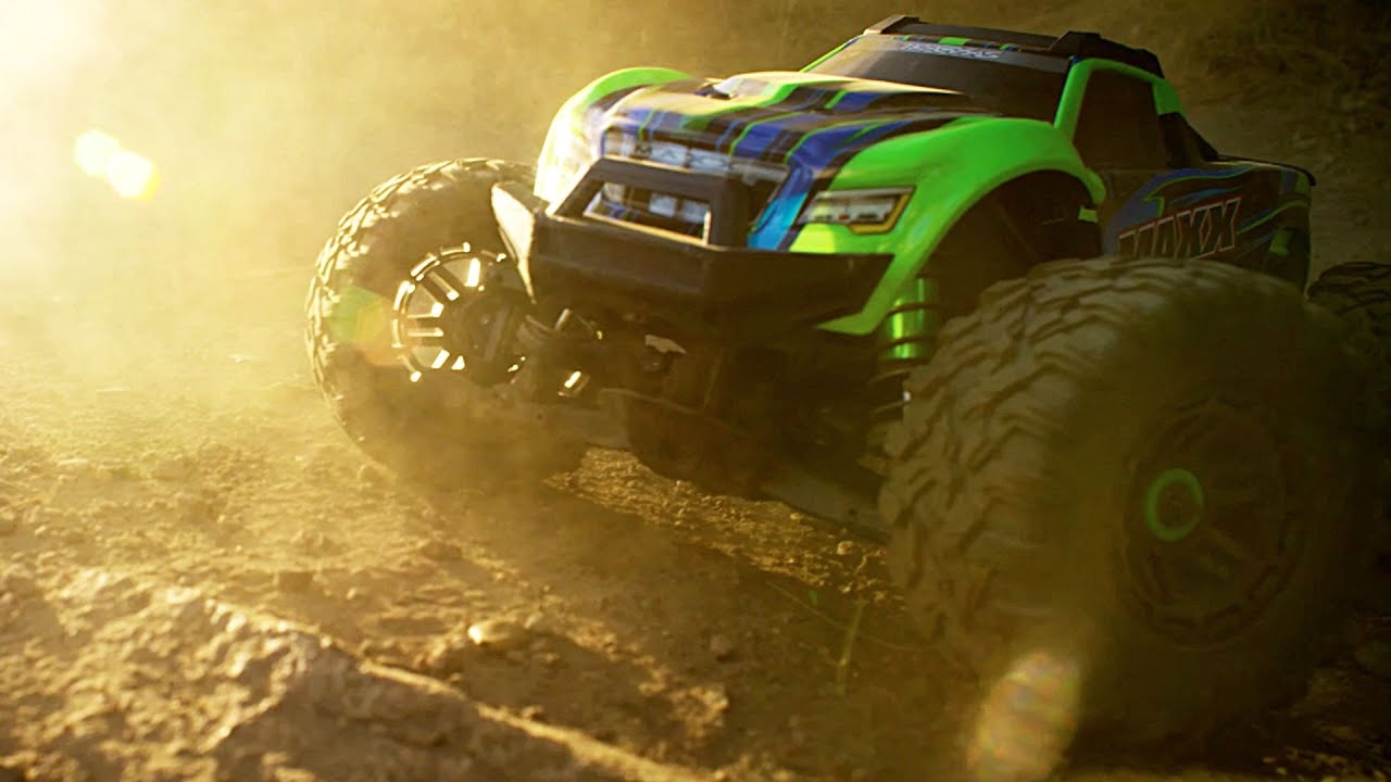 RC auto Traxxas Maxx 1:8 4WD TQi RTR, červená