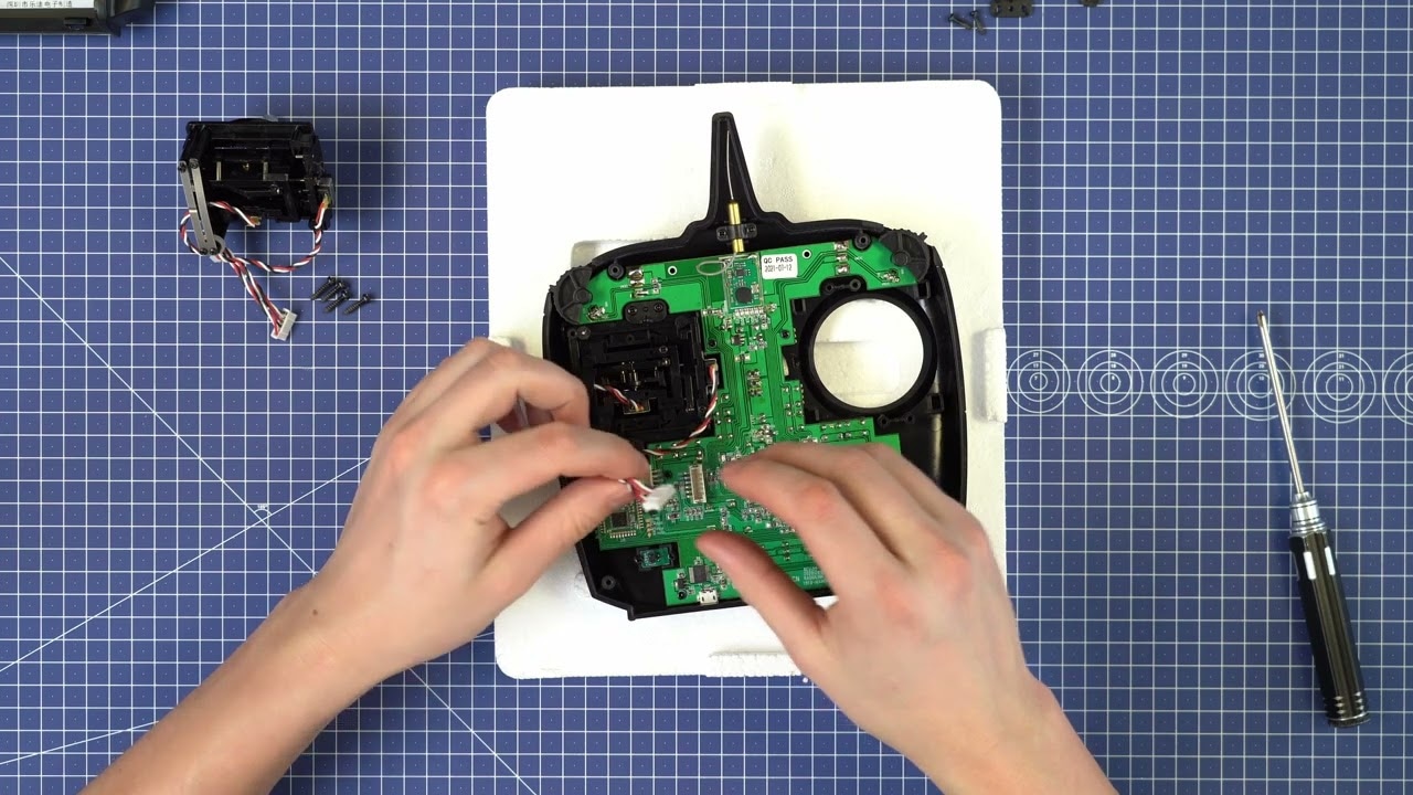 RC letadlo KAVAN Beta 1400 ARF, modrá