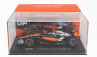 Bburago Mclaren F1  Mcl60 Team Mclaren N 4 2nd British Gp 2023 Lando Norris - Con Pilota E Vetrina - With Pilot And Showcase 1:43 Oranžová Černá Chrom