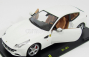 Edicola Ferrari Ff (ferrari Four) 2011 - Con Vetrina - With Showcase 1:24 Bílá