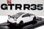 Inno-models Nissan Gt-r (r35) Nismo Coupe 2016 1:64 Bílá Černá