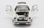 Minichamps Porsche 911 3.2 Carrera Coupe 1983 1:18 Bílá