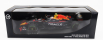 Minichamps Red bull F1 Rb18 Team Oracle Red Bull Racing N 11 1:18, tmavě modrá