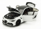 Motorhelix Alfa romeo Giulia Gtam With Engine And Accessories 2021 1:18 Bílá