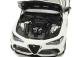 Motorhelix Alfa romeo Giulia Gtam With Engine And Accessories 2021 1:18 Bílá