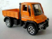 RC Unimog U300, oranžová