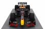 Spark-model Red bull F1  Rb18 Team Oracle Red Bull Racing N 1 World Champion Winner Japan Gp With Pit Board 2022 Max Verstappen 1:12 Matná Modrá Žlutá Červená
