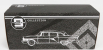 Triple9 GAZ 13 Seagull Chaika 1959 1:18 Tyrkysově Bílá