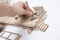 Ugears 3D dřevěné mechanické puzzle Železniční nástupiště