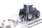 Universal hobbies New holland Portachiavi - Keyring T7.300 Tractor 2020 - Cm. 4.0 1:87 Modrá Černá Stříbrná