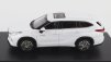 Lcd-model Toyota Highlander 2022 1:64 Bílá