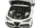 Motorhelix Alfa romeo Giulia Gtam With Engine And Accessories 2021 1:18 Bílá