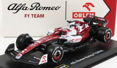 Bburago Alfa romeo F1 C42 Team Orlen Racing N 24 1:43, červená