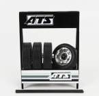 Ixo-models Accessories Kovový stojan se čtyřmi pneu Ats 1:18, černá