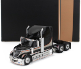Ixo-models International Lonestar Tractor Truck 3-assi 2010 1:64 Black