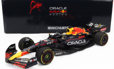 Minichamps Red bull F1 Rb18 Team Oracle Red Bull Racing N 1 1:18, tmavě modrá