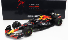 Minichamps Red bull F1 Rb18 Team Oracle Red Bull Racing N 11 1:18, tmavě modrá