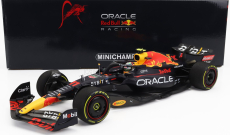 Minichamps Red bull F1 Rb18 Team Oracle Red Bull Racing N 11 1:18, tmavě modrá