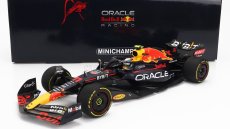 Minichamps Red bull F1 Rb18 Team Oracle Red Bull Racing N 11 1:18, tmavě modrá