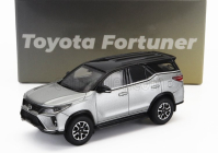 Paragon-models Toyota Fortuner Rhd 2023 1:64 Stříbrná Černá