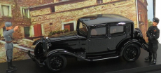 Rio-models Alfa romeo 6c 1750 - Mussolini Personal Car - Visita A Predappio Casa Natale - 1930 - With Figures - Exclusive Carmodel 1:43 Black