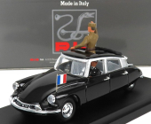 Rio-models Citroen Ds19 Cabriolet With General De Gaulle And Driver Figure 1960 1:43 Black