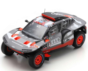 Spark-model Audi Q E-tron Rs Team Audi Sport N 207 Rally Dakar 2023 Carlos Sainz - Lucas Cruz 1:18 Šedá Stříbrná Černá