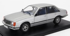 Edicola Opel Senator 3.0 1978 1:24 Silver