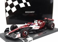 Minichamps Alfa romeo F1 C42 Team Orlen Racing N 77 1:18, bíločervená