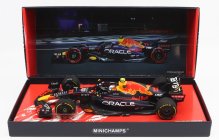 Minichamps Red bull F1 Rb18 Team Oracle Red Bull Racing N 11 1:18, tmavě modrá