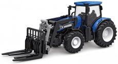 RC traktor s vidlemi