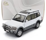 Sun-star Mitsubishi Pajero 3.5l V6 V73 2006 1:18 Bílá Šedá