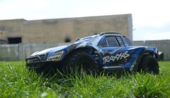 Recenze RC auta Traxxas Maxx Slash