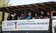 Závodnické okénko: Šestihodinovka SCT 2wd 1:10 - Potštejn