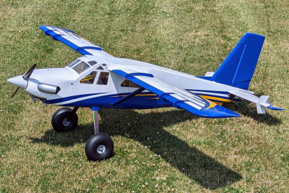 RC letadlo 100