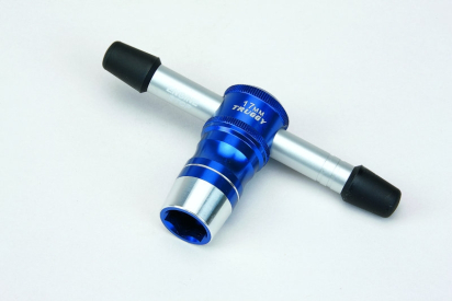 17 mm klíč na kola a stopka pro NITRO motor