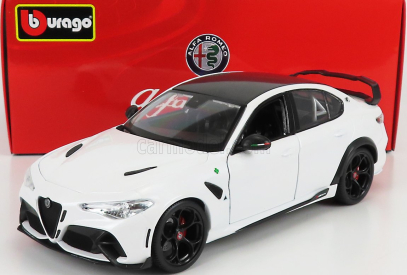 Bburago Alfa romeo Giulia Gtam 2020 1:18 Bianco Trofeo - Bílá