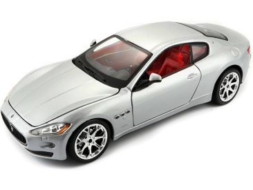 Bburago Maserati GranTurismo 2008 1:24 stříbrná