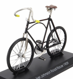 Edicola Bicicletta Iver Johnson Road Racer Bicycle 1909 1:15 Black